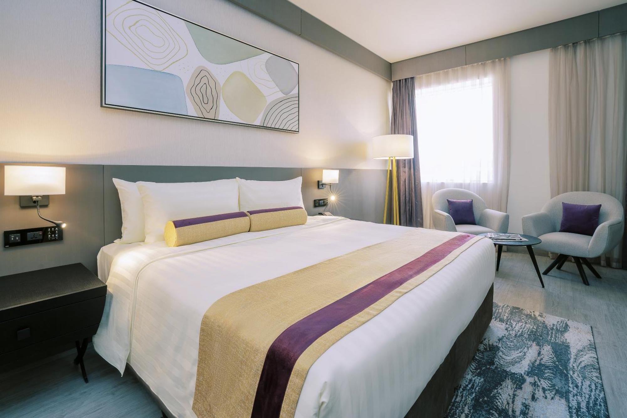 Khalidia Palace Hotel Dubai By Mourouj Gloria ภายนอก รูปภาพ Deluxe Room