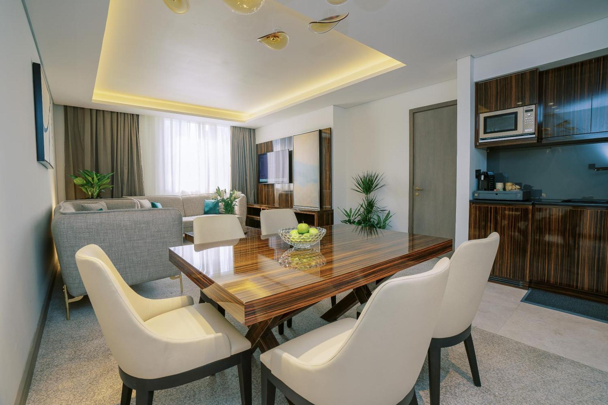 Khalidia Palace Hotel Dubai By Mourouj Gloria ภายนอก รูปภาพ