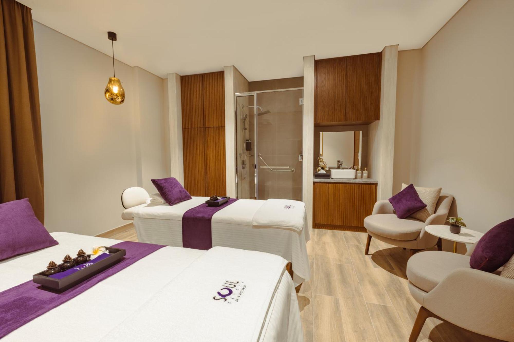 Khalidia Palace Hotel Dubai By Mourouj Gloria ภายนอก รูปภาพ Spa treatment room